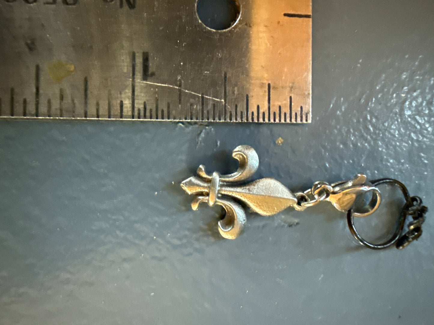 Fleur de lis Pewter Charm